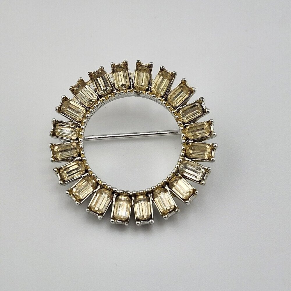 Vintage Yellow Rhinestone Silver Tone Circle Brooch Minimalist‎